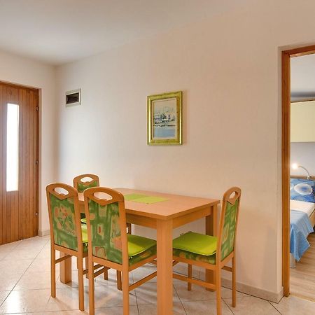 מדולין Holiday Home Mihael מראה חיצוני תמונה
