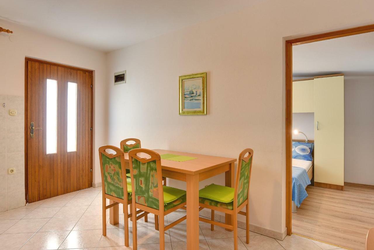מדולין Holiday Home Mihael מראה חיצוני תמונה